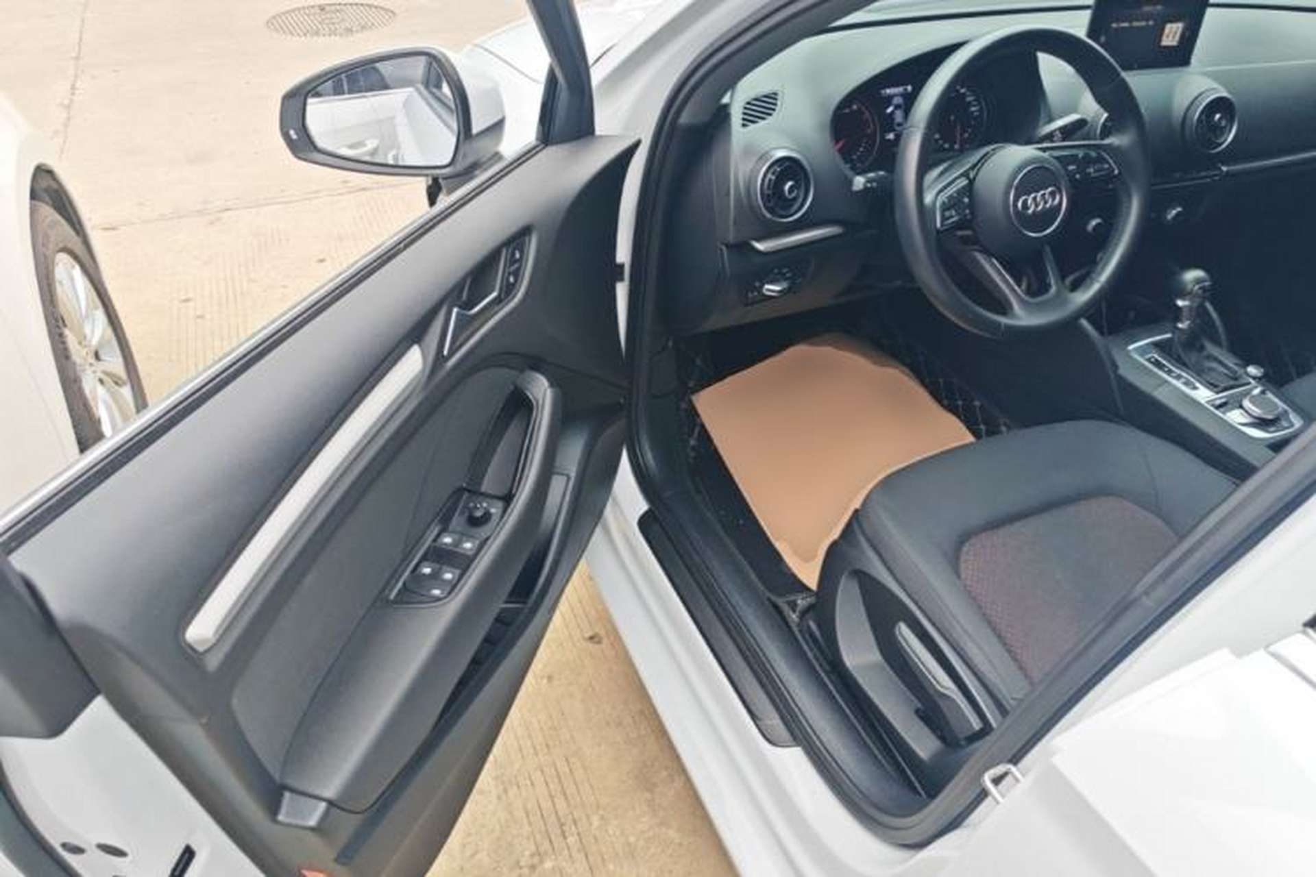 Used Audi A3 2019 Limousine 35 TFSI Ambition China V Driver Seat