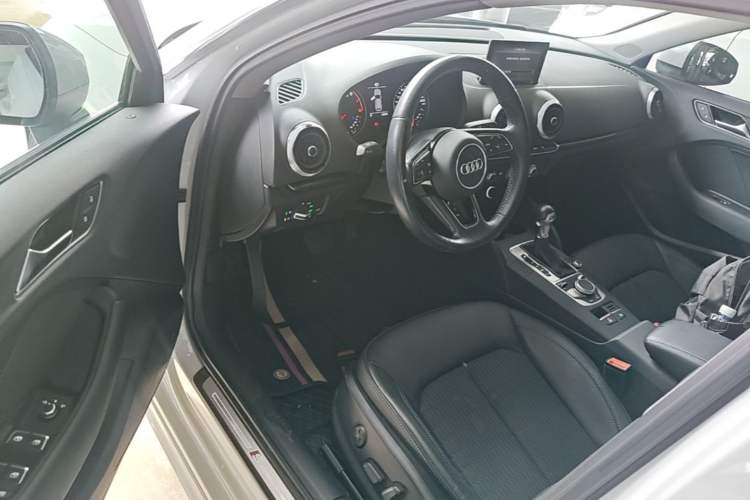 Used Audi A3 2019 Sportback 35 TFSI Fashion Edition China V Driver Seat