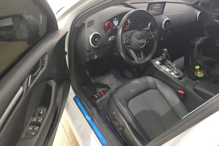 Used Audi A3 2019 Limousine 35 TFSI Fashion Edition China V standard Driver Seat