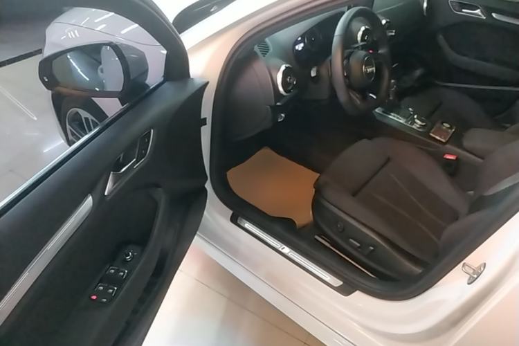 Used Audi A3 2019 Limousine 35 TFSI Sport Edition China V Emission Standard Driver Seat