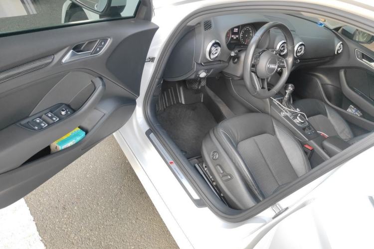 Used Audi A3 2019 Limousine 35 TFSI Fashion Edition China V standard Driver Seat