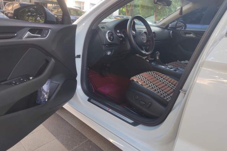 Used Audi A3 2019 Limousine 35 TFSI Fashion Edition China VI Emission Standard Driver Seat
