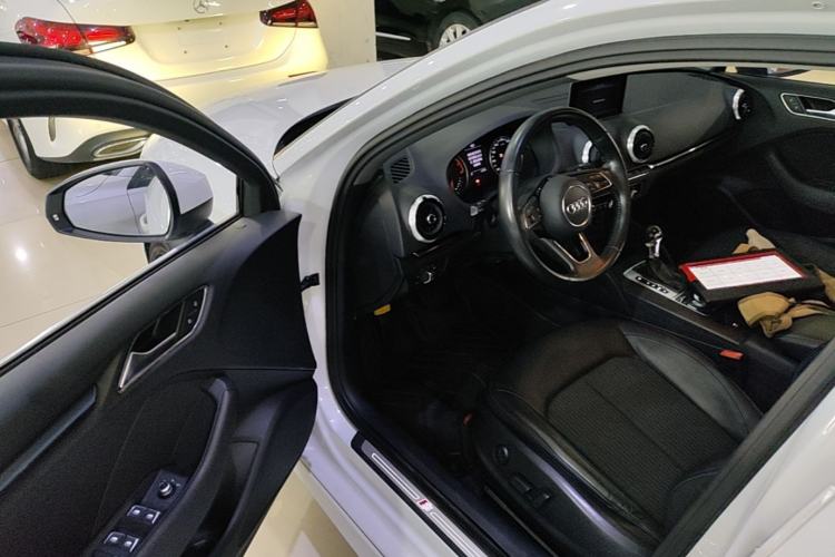 Used Audi A3 2019 Limousine 35 TFSI Fashion Edition China V standard Driver Seat