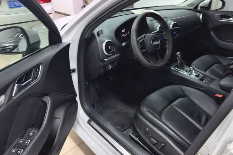 Used Audi A3 2019 Limousine 35 TFSI Style Version China V Emission Standard Driver Seat
