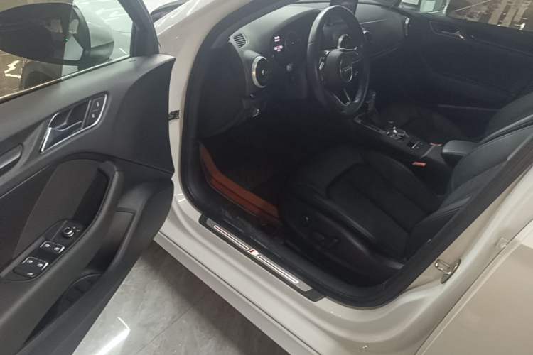 Used Audi A3 2019 Limousine 35 TFSI Fashion Edition China V standard Driver Seat