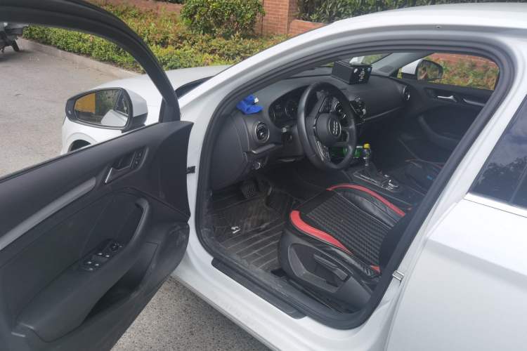 Used Audi A3 2019 Limousine 35 TFSI Ambition China V Driver Seat