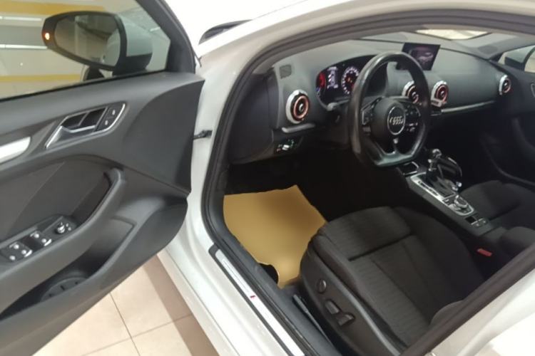 Used Audi A3 2019 Limousine 35 TFSI Sport Edition China V Emission Standard Driver Seat
