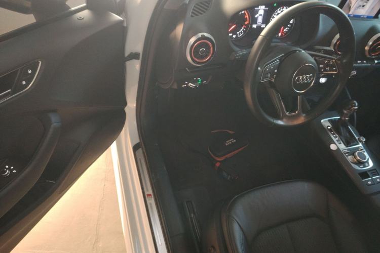 Used Audi A3 2019 Sportback 35 TFSI Fashion Edition China V Driver Seat