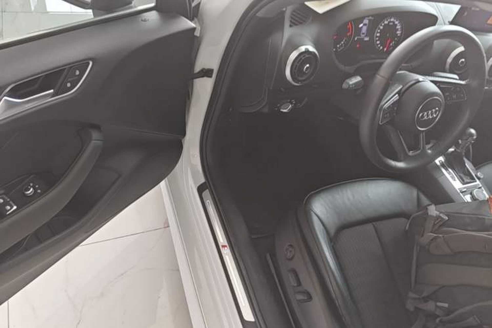 Used Audi A3 2019 Limousine 35 TFSI Fashion Edition China VI Emission Standard Driver Seat