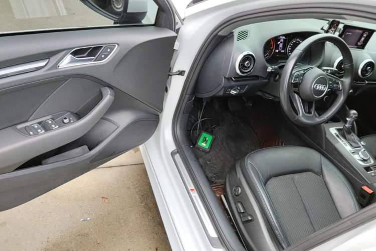 Used Audi A3 2019 Limousine 35 TFSI Fashion Edition China VI Emission Standard Driver Seat