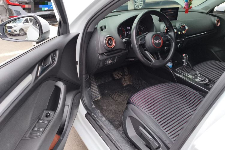 Used Audi A3 2019 Limousine 35 TFSI Ambition China V Driver Seat