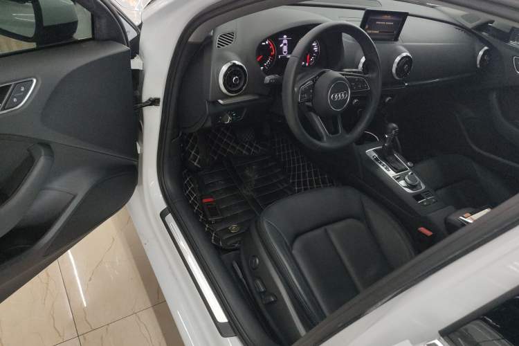 Used Audi A3 2019 Limousine 35 TFSI Style Version China V Emission Standard Driver Seat