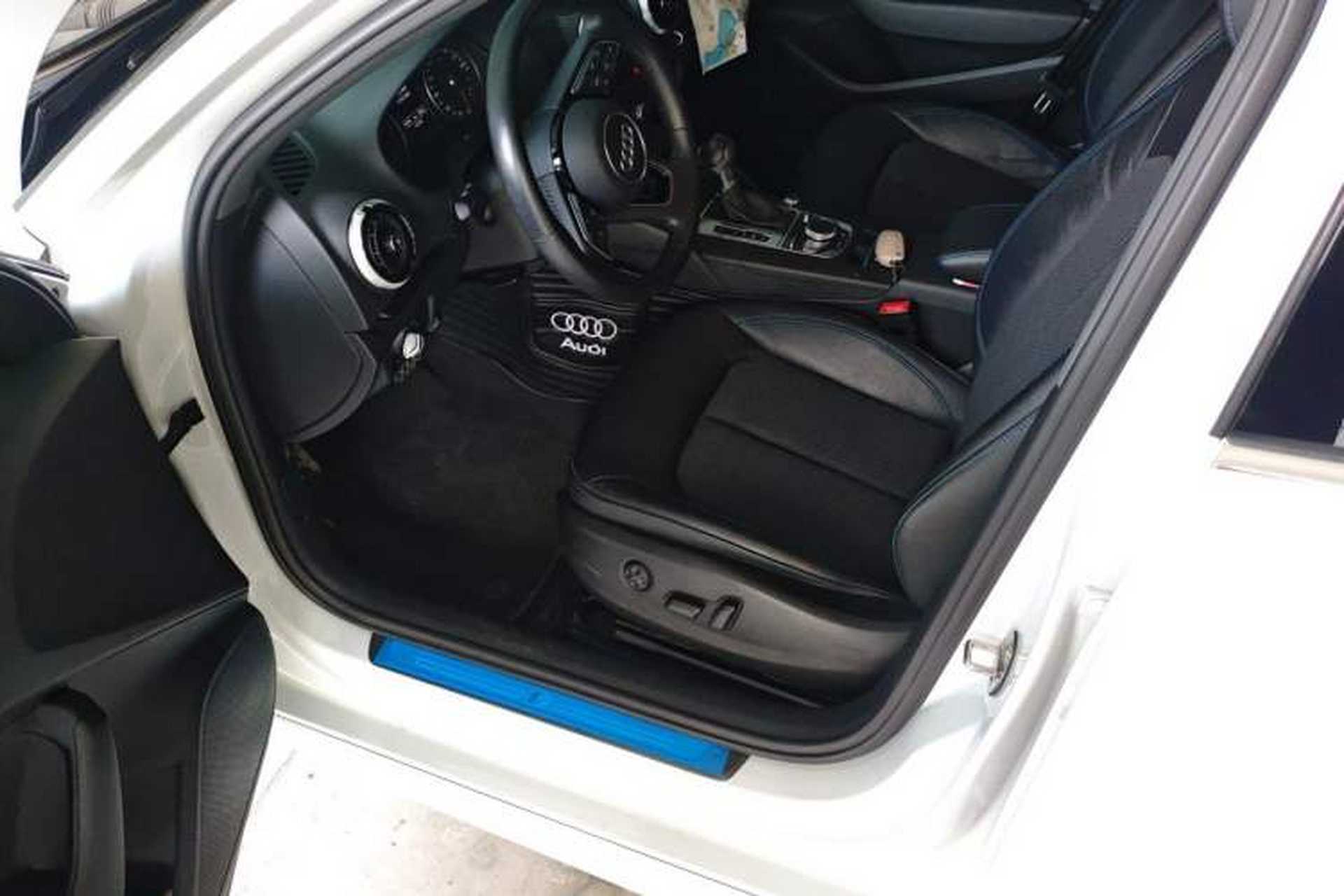 Used Audi A3 2019 Limousine 35 TFSI Fashion Edition China VI Emission Standard Driver Seat