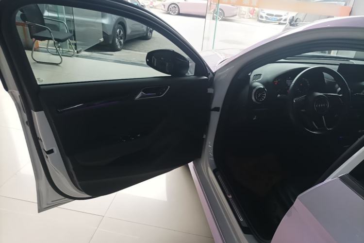 Used Audi A3 2019 Limousine 35 TFSI Fashion Edition China V standard Driver Seat