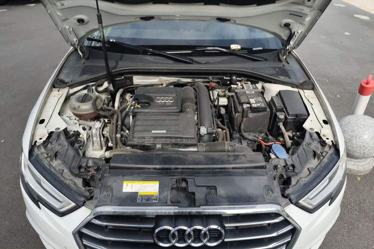 Used Audi A3 2019 Limousine 35 TFSI Style Version China V Emission Standard Engine Bay
