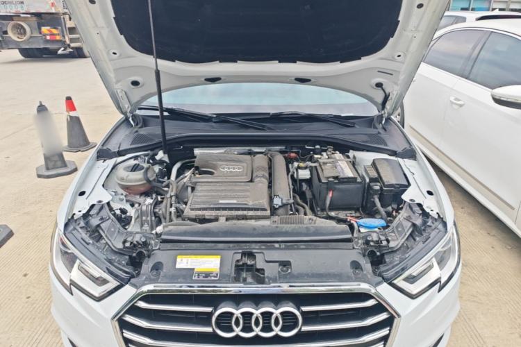 Used Audi A3 2019 Limousine 35 TFSI Ambition China V Engine Bay