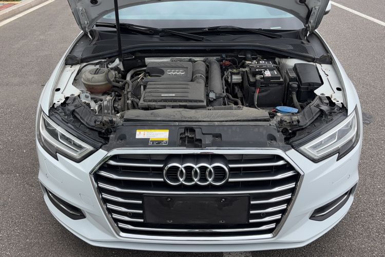 Used Audi A3 2019 Limousine 35 TFSI Style Version China V Emission Standard Engine Bay