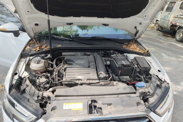 Used Audi A3 2019 Sportback 35 TFSI Style Edition China VI Emission Standard Engine Bay