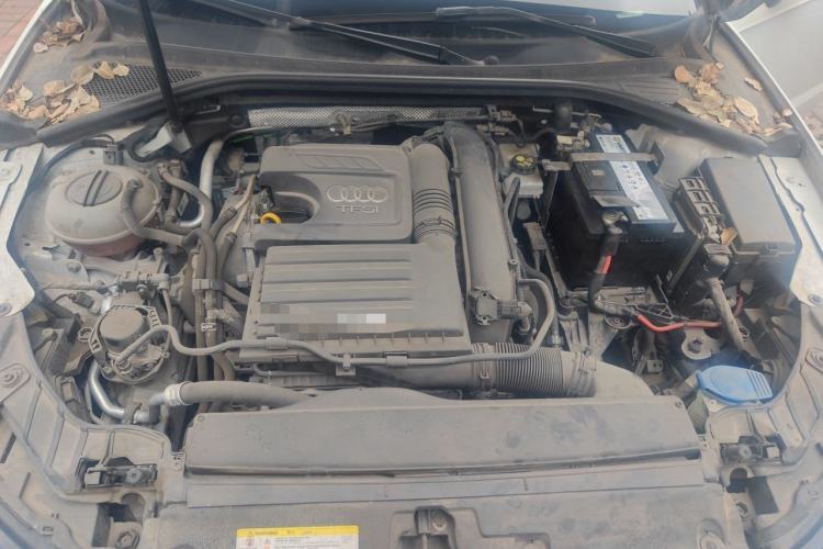 Used Audi A3 2019 Sportback 35 TFSI Ambition China VI Engine Bay