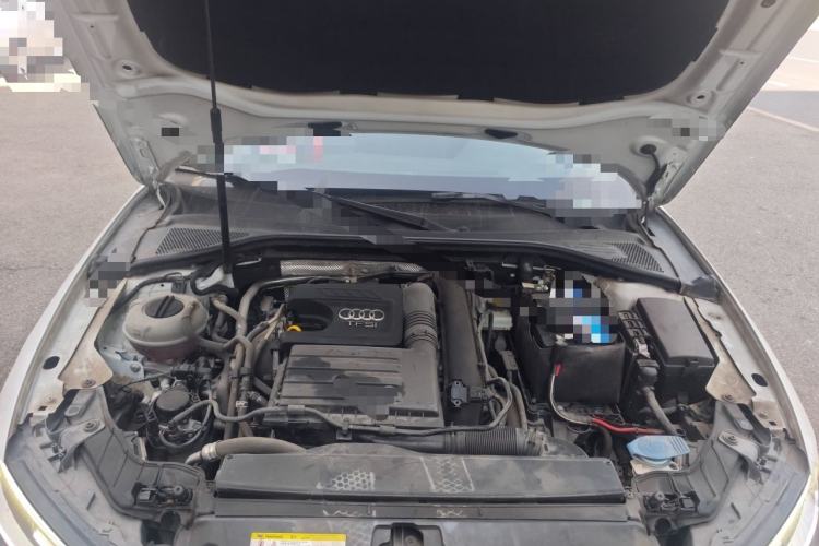 Used Audi A3 2019 Limousine 35 TFSI Sporty Version China VI Engine Bay