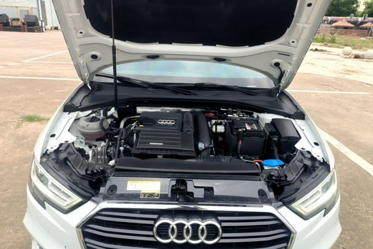 Used Audi A3 2019 Limousine 35 TFSI Sport Edition China V Emission Standard Engine Bay