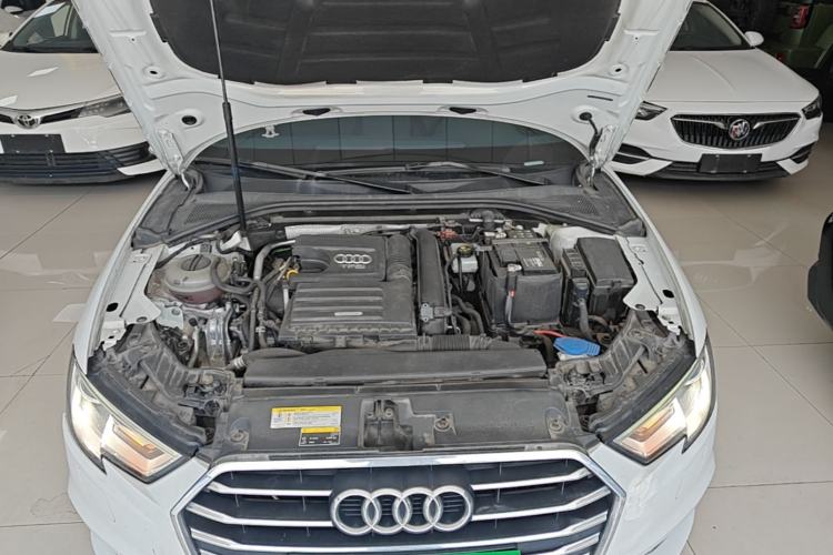 Used Audi A3 2019 Sportback 35 TFSI Ambition China V Engine Bay