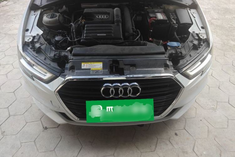 Used Audi A3 2019 Limousine 35 TFSI Style Edition China VI Emission Standard Engine Bay