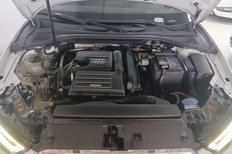 Used Audi A3 2019 Limousine 35 TFSI Ambition China V Engine Bay