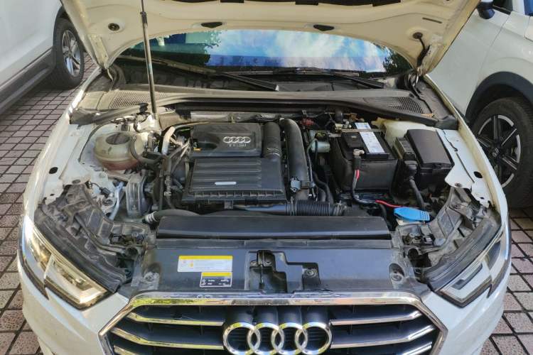 Used Audi A3 2019 Limousine 35 TFSI Ambition China V Engine Bay