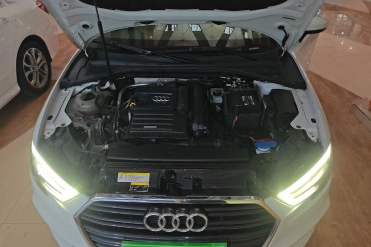 Used Audi A3 2019 Sportback 35 TFSI Fashion Edition China V Engine Bay