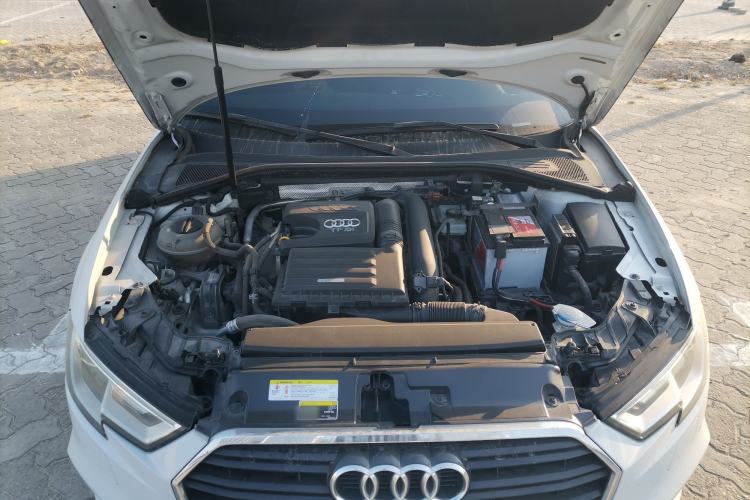 Used Audi A3 2019 Limousine 35 TFSI Fashion Edition China V standard Engine Bay