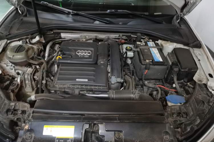 Used Audi A3 2019 Sportback 35 TFSI Fashion Edition China V Engine Bay