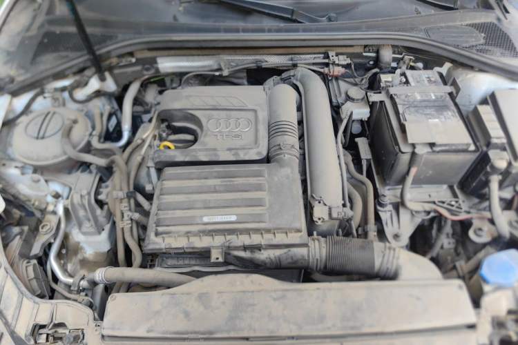 Used Audi A3 2019 Sportback 35 TFSI Ambition China V Engine Bay