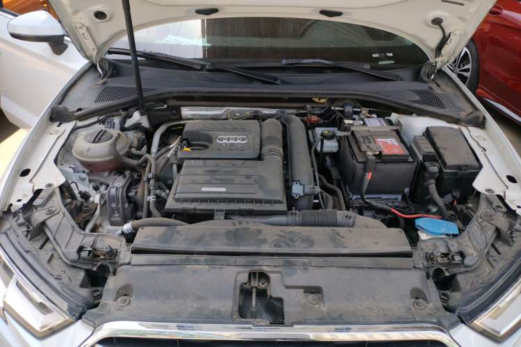 Used Audi A3 2019 Limousine 35 TFSI Ambition China V Engine Bay