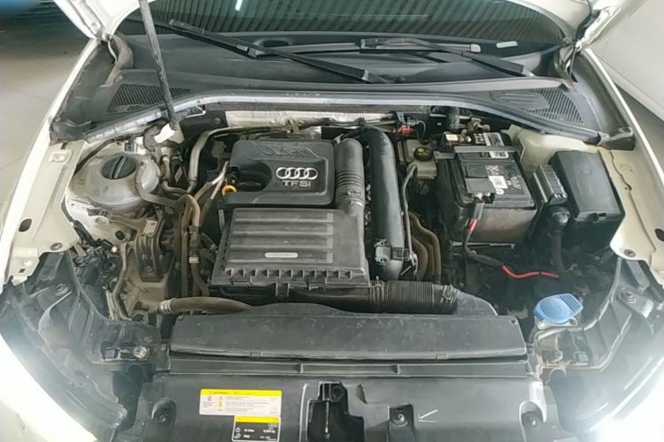 Used Audi A3 2019 Sportback 35 TFSI Fashion Edition China V Engine Bay