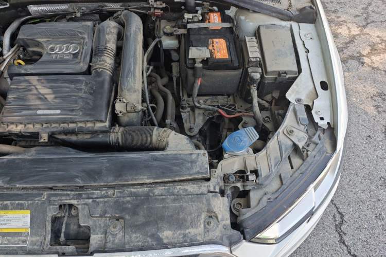 Used Audi A3 2019 Limousine 35 TFSI Ambition China V Engine Bay Left