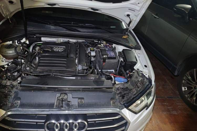 Used Audi A3 2019 Limousine 35 TFSI Ambition China VI Engine Bay Left