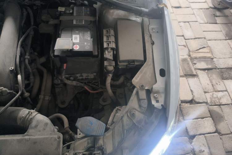 Used Audi A3 2019 Sportback 35 TFSI Style Version China V Emission Standard Engine Bay Left