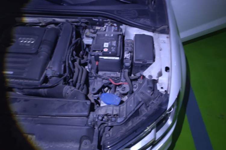 Used Audi A3 2019 Limousine 35 TFSI Ambition China VI Engine Bay Left