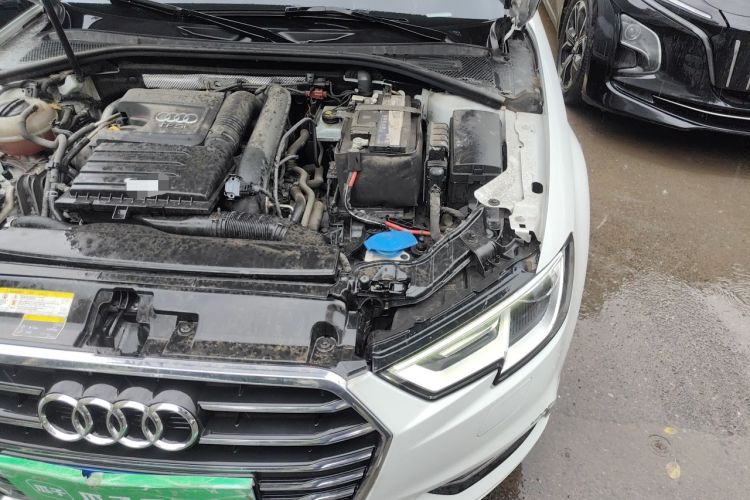 Used Audi A3 2019 Limousine 35 TFSI Ambition China V Engine Bay Left