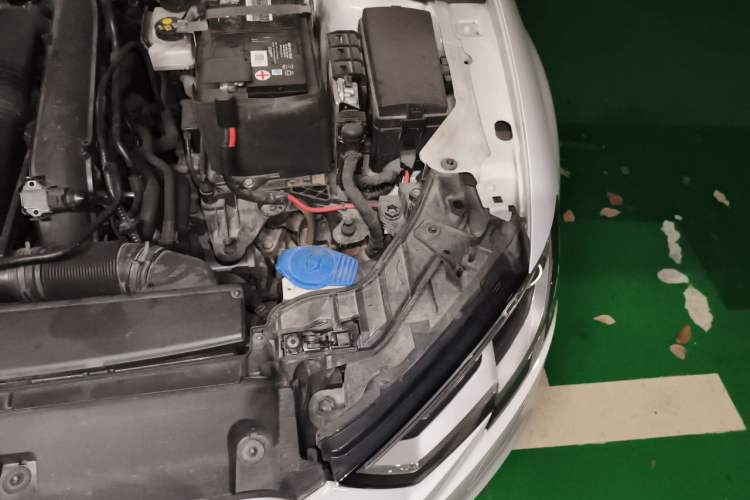 Used Audi A3 2019 Limousine 35 TFSI Ambition China VI Engine Bay Left
