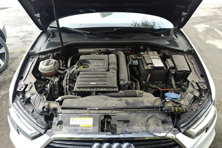 Used Audi A3 2019 Sportback 35 TFSI Fashion Edition China V Engine Bay