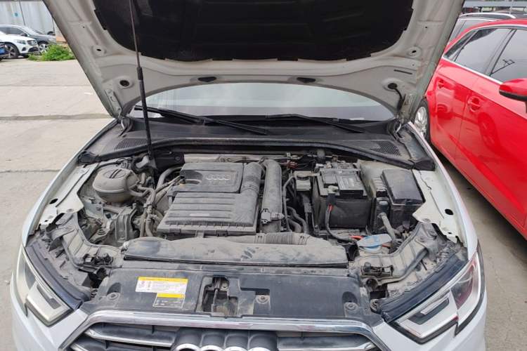 Used Audi A3 2019 Sportback 35 TFSI Ambition China V Engine Bay