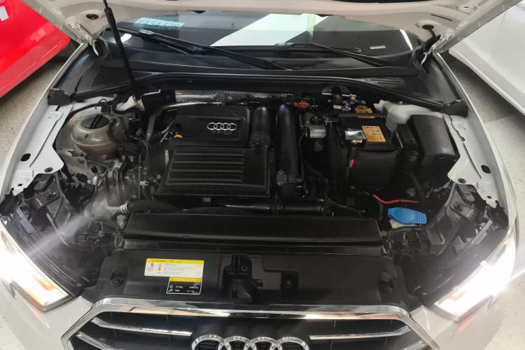 Used Audi A3 2019 Limousine 35 TFSI Ambition China V Engine Bay