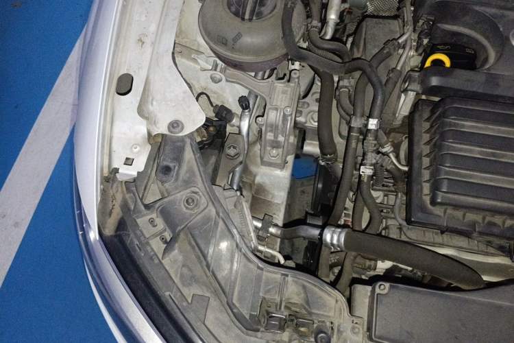 Used Audi A3 2019 Limousine 35 TFSI Style Version China V Emission Standard Engine Bay Right