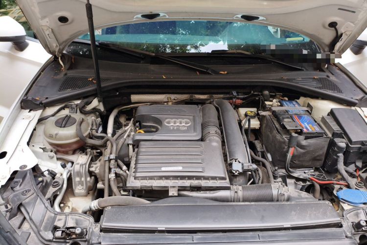 Used Audi A3 2019 Limousine 35 TFSI Ambition China V Engine Bay Right