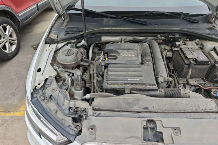 Used Audi A3 2019 Sportback 35 TFSI Fashion Edition China V Engine Bay Right