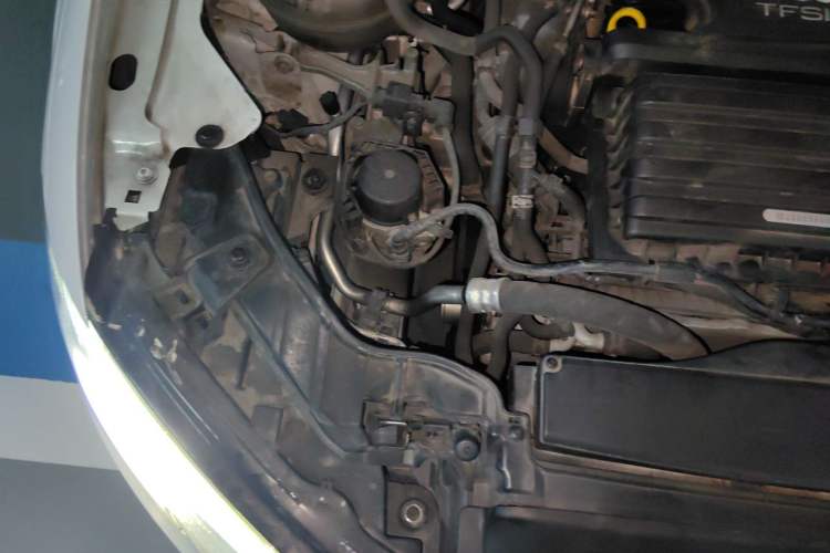 Used Audi A3 2019 Limousine 35 TFSI Ambition China VI Engine Bay Right