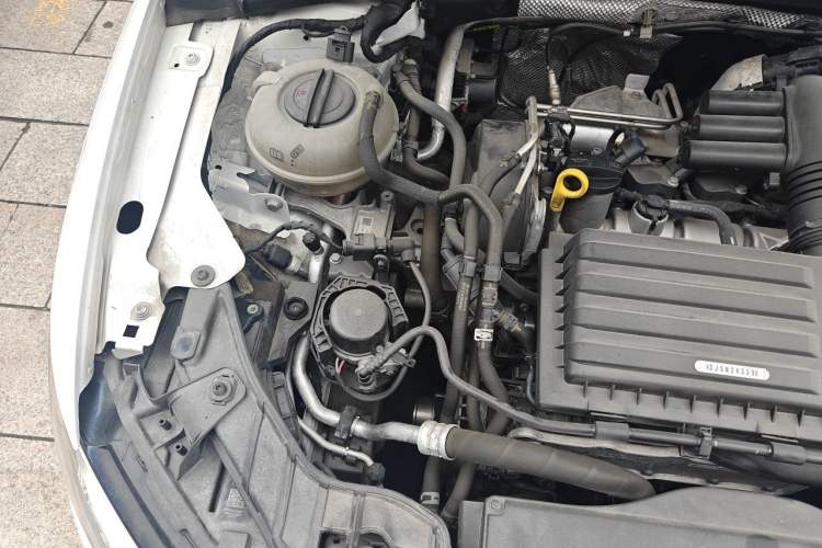 Used Audi A3 2019 Sportback 35 TFSI Ambition China VI Engine Bay Right