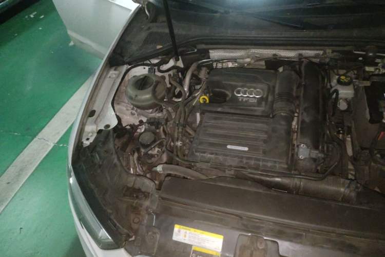 Used Audi A3 2019 Sportback 35 TFSI Fashion Edition China V Engine Bay Right